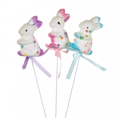Декор на палочке "Белые кролики" (5 см.) (8108-034)