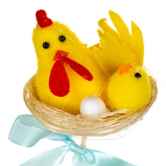 Декор на палочці "Курочка з курчам" (6 см.) (8108-036)