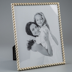 Фоторамка "Косичка" (22*26 см, ф - 20*25 см) (148C)