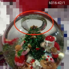 УЦІНКА Сніжна куля "Спогади дитинства" (Бульбашки та рипить музика) (00BR-6016-042/1)