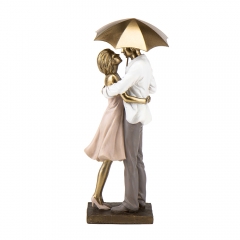 Статуэтка "Влюбленные под дождем" (2007-132)