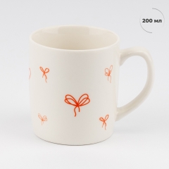 Кружка с ложечкой "Красные бантики", 200 мл (9250-011)