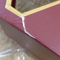 УЦІНКА Коробка для квітів  (Погнута та місцями порвана) (00BR-0063J/red)