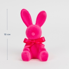 Фигурка флоковая "Пасхальный зайчик", розовая, 15 см (12025-026)