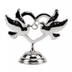 Фігурка "Два голуби на серці" (18*16 см) (142N)