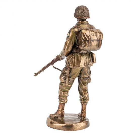 Статуетка Статуетка