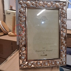 УЦІНКА Фоторамка "Перлини" (15*20 см, ф - 10*15 см) (Погнута рама,невеликі дефекти рами,потертості) (00BR-014V)