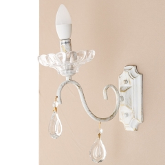 Бра белая на 1 свечу с стеклянным декором (OU097/1W) (OU097/1W)