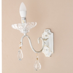 Бра белая на 1 свечу с стеклянным декором (OU097/1W) (OU097/1W)