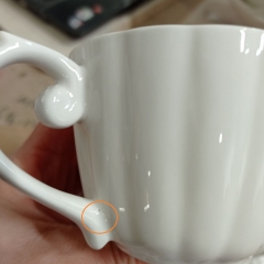 УЦІНКА Набір кружок з бамбуковою підставкою "Серце", 16 см (В наборі тільки 1 чашка,дефект кераміки) (00BR-9184-010)