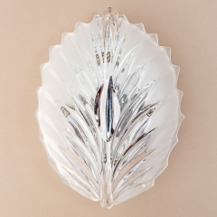 Бра настенное с плафоном в форме листка на 4 лампочки (RL010) (RL010)