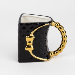 Кружка "Стильна сумочка", 450 мл * Рандомний вибір дизайну (19727-008)