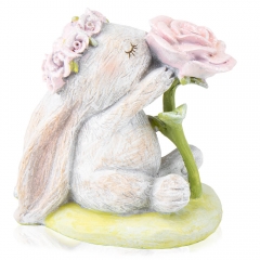 Фигурка "Крольчиха с розой", 12 см (6013-042)