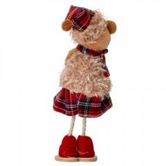 Фигурка "Мишка с ягодками", 19 см (9139-004)