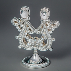 Знак зодиака "Близнецы" Плохая упаковка, микроцарапины, черные точки (297N)