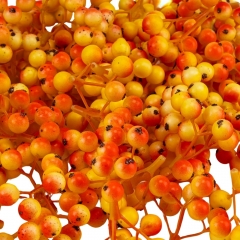 Искусственная веточка с ягодами "Щедрая осень", оранжевая, 4 см (9233-007)