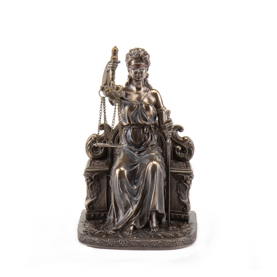 Статуетка "Феміда на троні" (18 см) (75268A4)