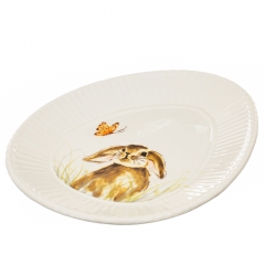 УЦЕНКА Тарелка Сказочный кролик и бабочка  (дефект заливки или окрашивания пятнышка) (4002-011)